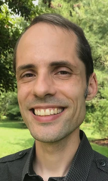 Christopher Rodgers headshot